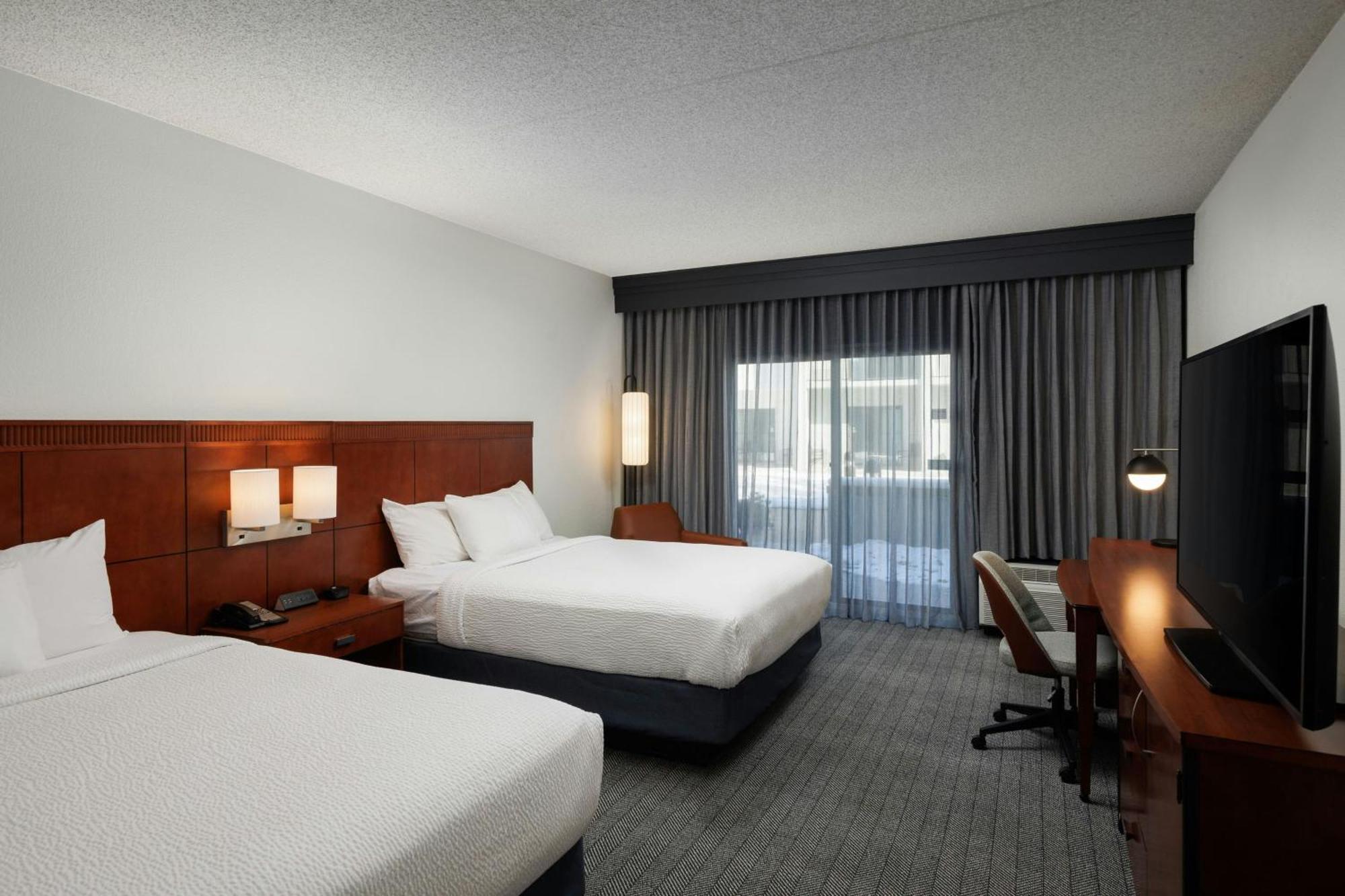 Courtyard By Marriott Denver Central Park Exterior foto