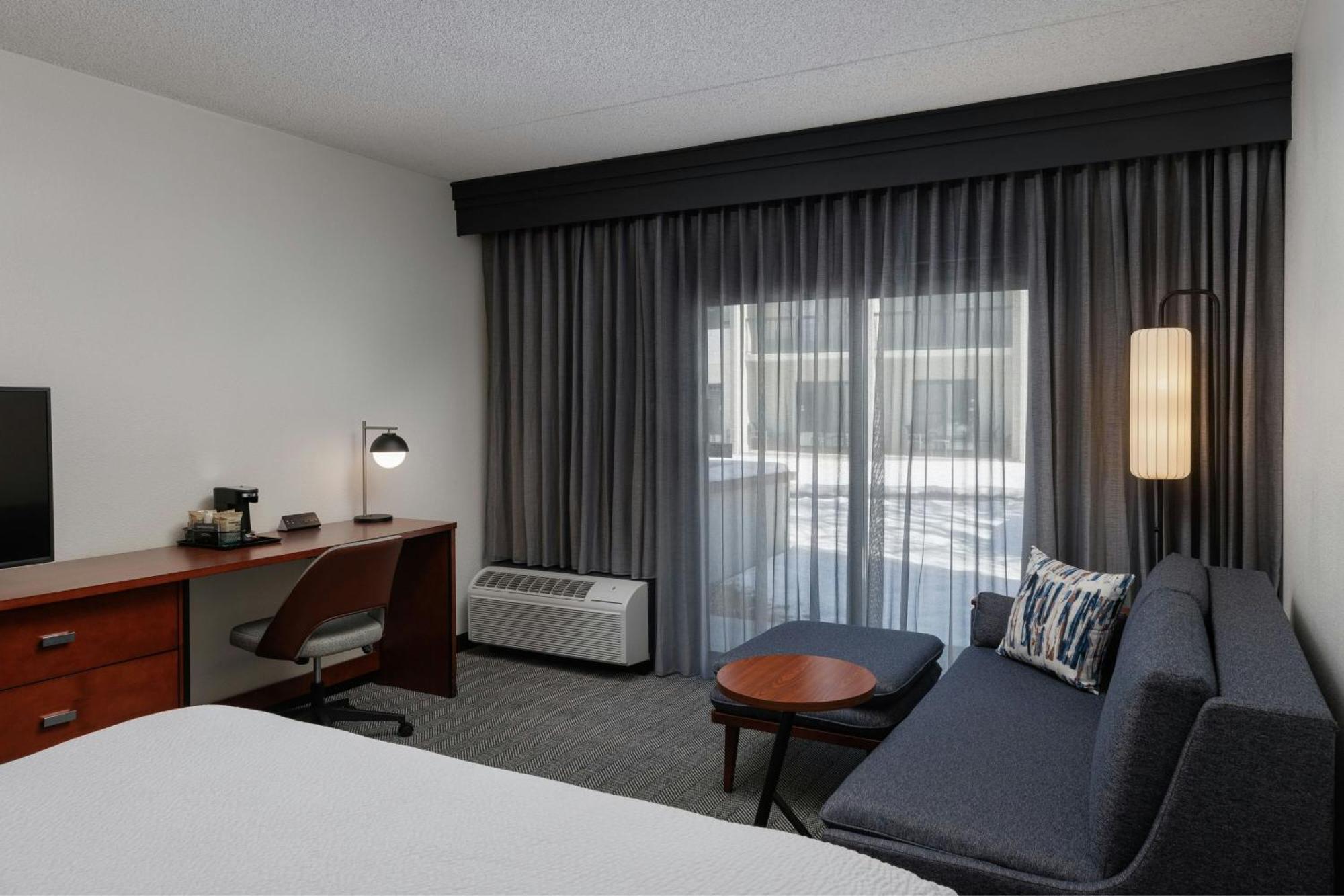 Courtyard By Marriott Denver Central Park Exterior foto