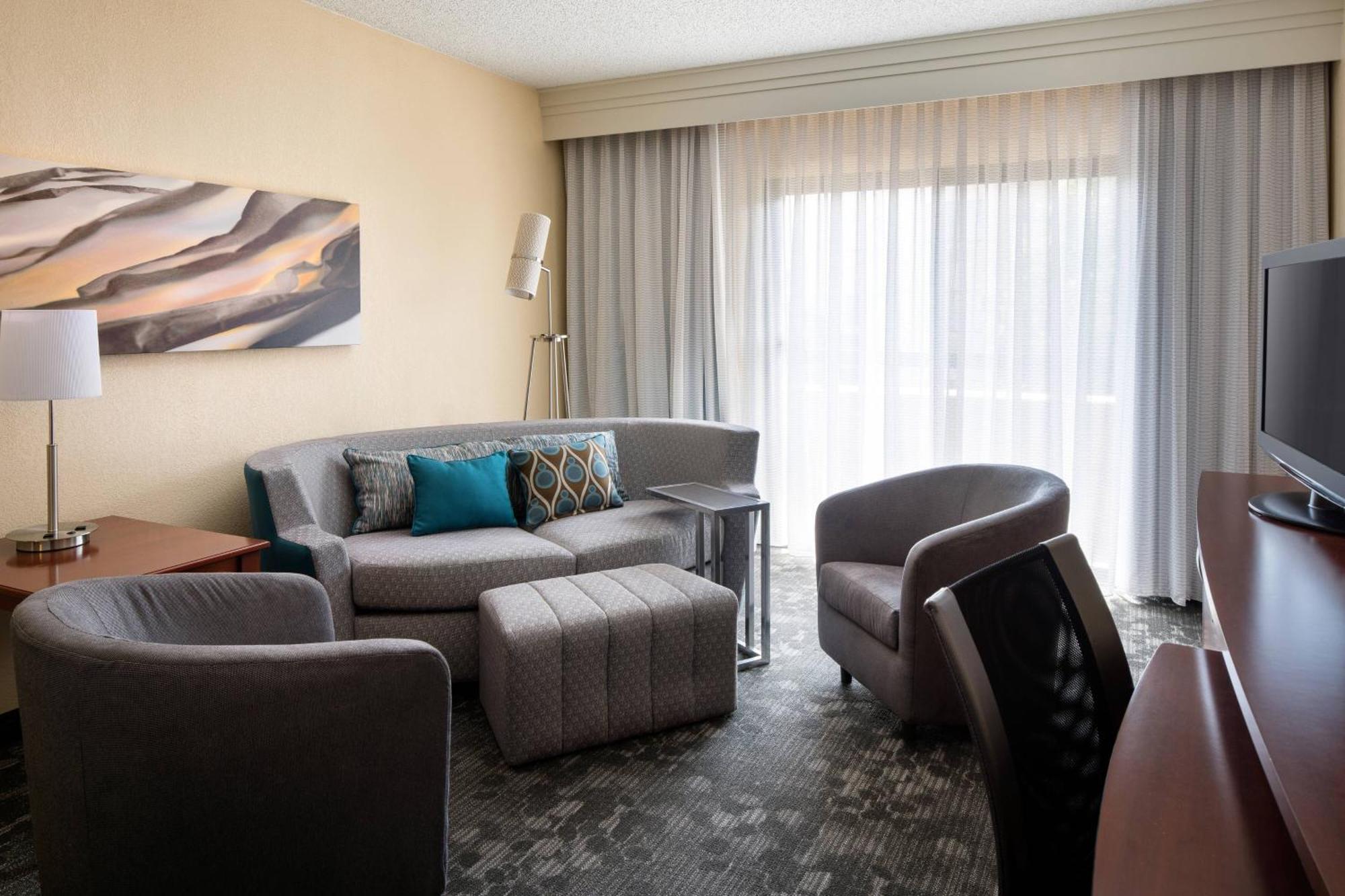 Courtyard By Marriott Denver Central Park Exterior foto