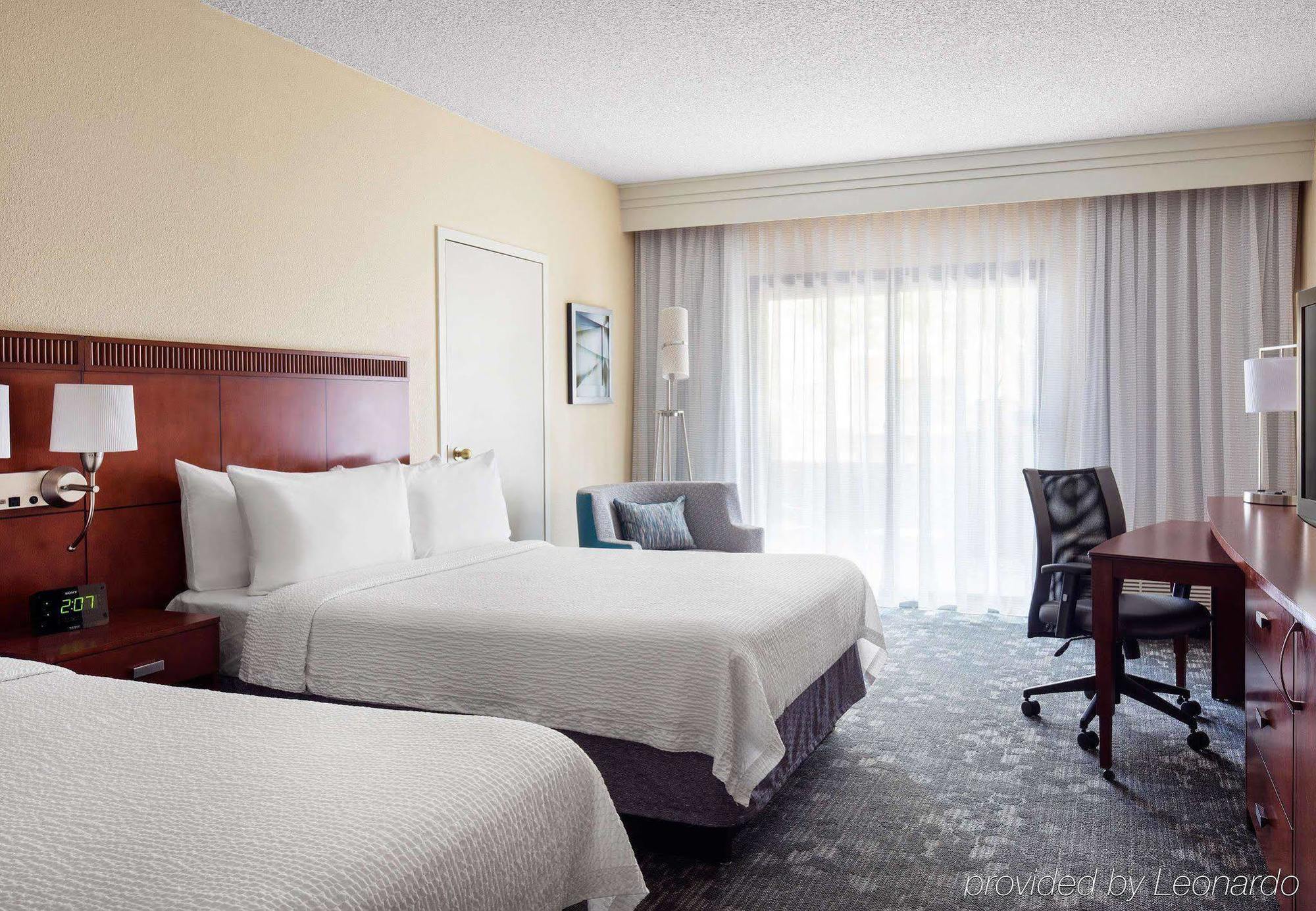 Courtyard By Marriott Denver Central Park Exterior foto
